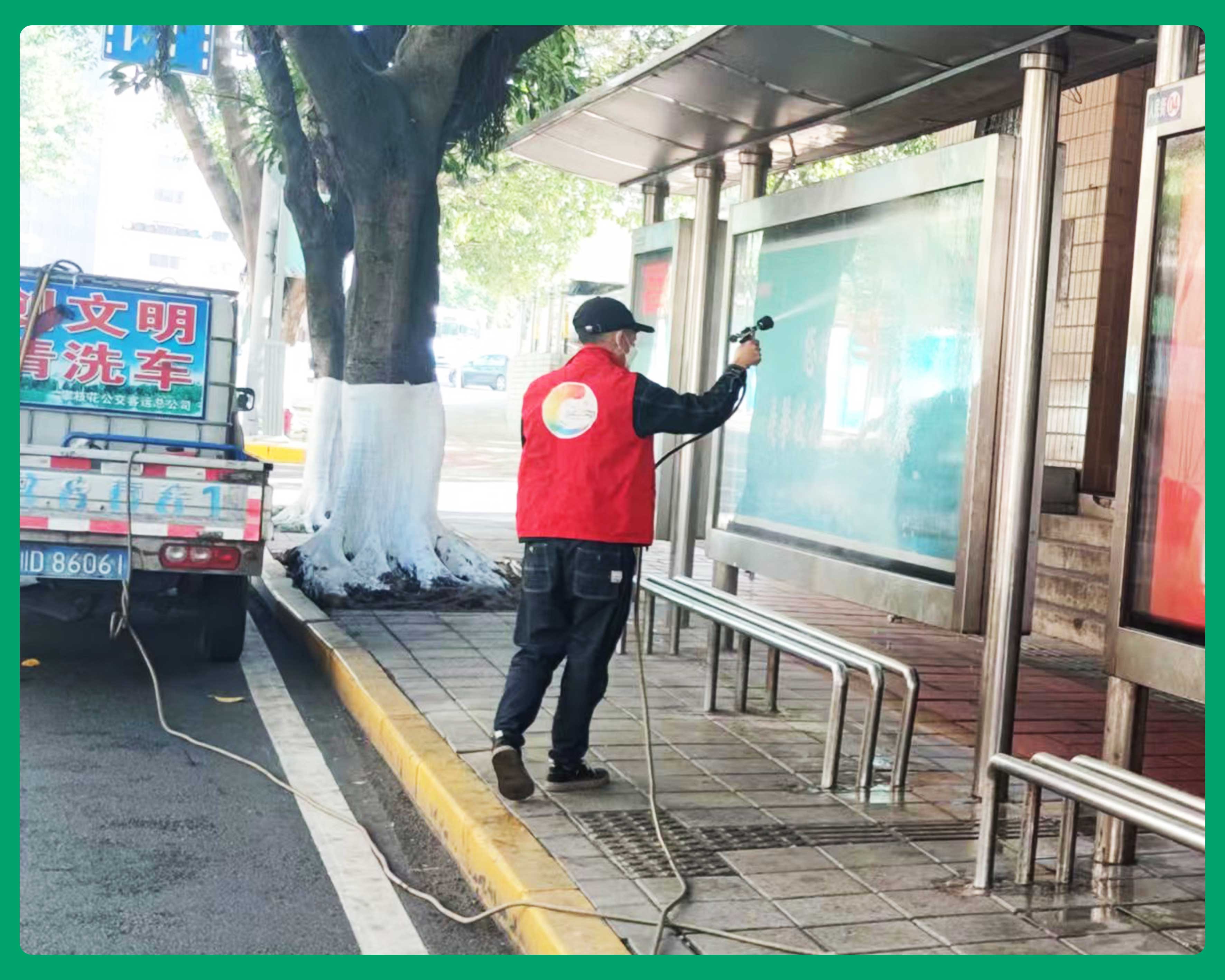 創(chuàng)建全國(guó)文明城市，公交廣告在行動(dòng)